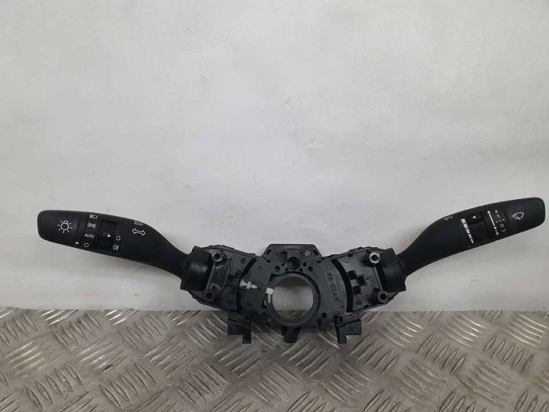 Recambio de mando luces y limpia para hyundai ioniq klass hybrid referencia OEM IAM 93404G2802  