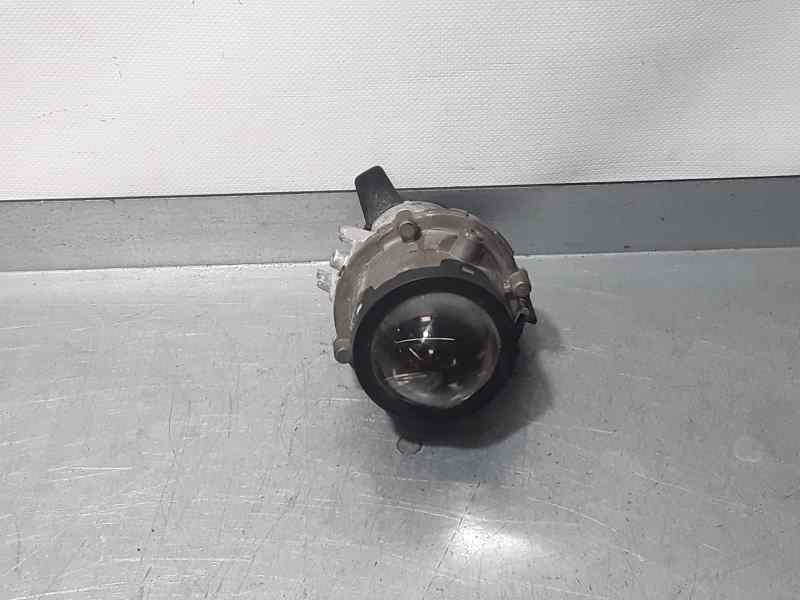Recambio de faro antiniebla derecho para kia sportage drive 2wd referencia OEM IAM   