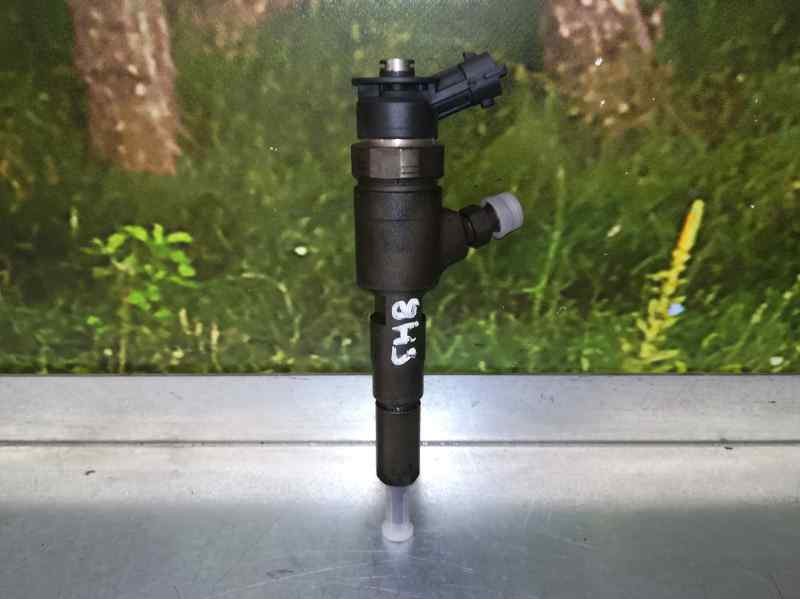 Recambio de inyector para peugeot bipper 1.4 hdi referencia OEM IAM 565889 0445110252 BOSCH