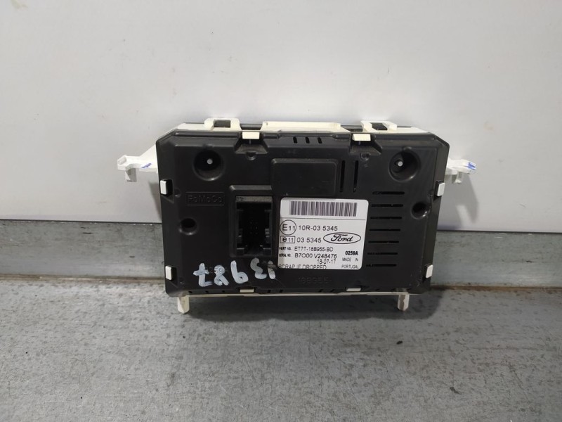 Recambio de pantalla multifuncion para ford tourneo courier (c4a) titanium referencia OEM IAM ET7T18B955BD B7000V248476 