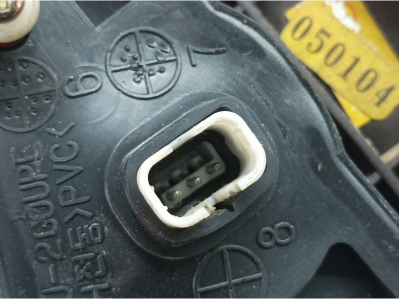 Recambio de retrovisor izquierdo para hyundai coupe (j2) 1.6 fx coupe referencia OEM IAM   ELECTRICO 3 PINS