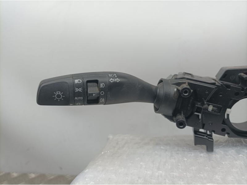 Recambio de mando luces y limpia para kia stonic (ybcuv) tech referencia OEM IAM 93403H8960  