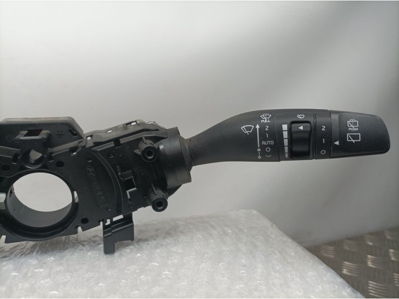 Recambio de mando luces y limpia para kia stonic (ybcuv) tech referencia OEM IAM 93403H8960  