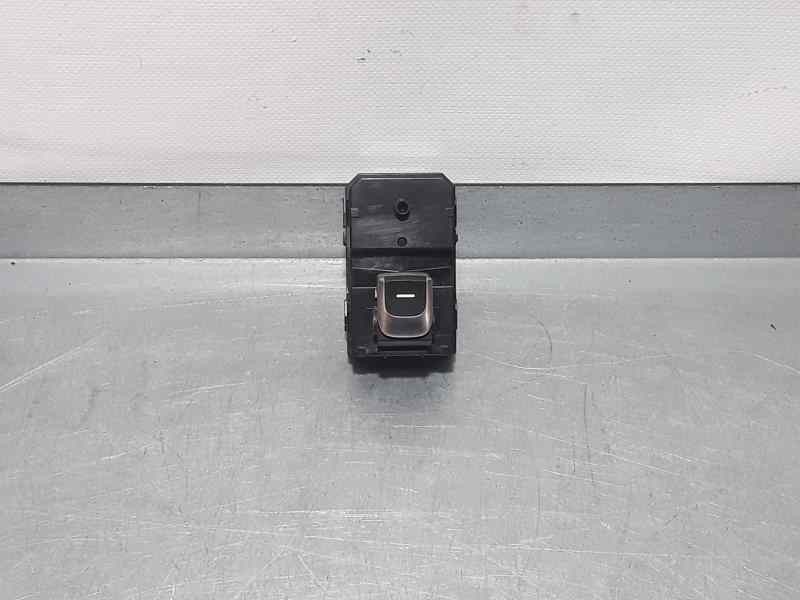 Recambio de mando elevalunas trasero izquierdo para kia sportage drive 2wd referencia OEM IAM 93580D9100  