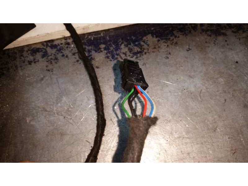 Recambio de retrovisor derecho para peugeot 307 break/sw (s2) sw pack referencia OEM IAM  6 CABLES ELECTRICO