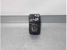 MANDO ELEVALUNAS TRASERO DERECHO 93590D9100 