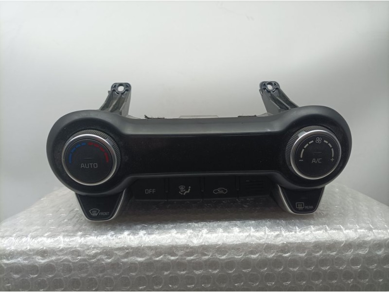 Recambio de mando climatizador para kia stonic (ybcuv) tech referencia OEM IAM 97250H8220 C200367560B 