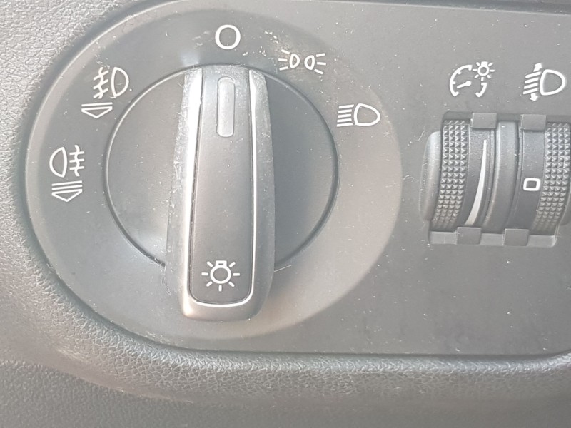 Recambio de mando luces para audi a1 sportback (8xa, 8xf) 1.6 tdi referencia OEM IAM 8X1941531P  