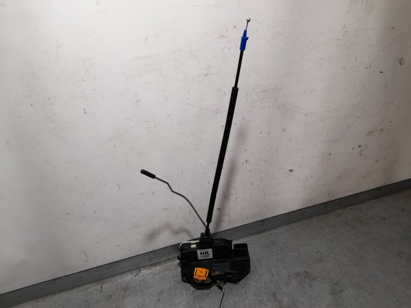Recambio de cerradura puerta delantera izquierda para chevrolet cruze hatchback lt referencia OEM IAM 13579522HK  5 PINES
