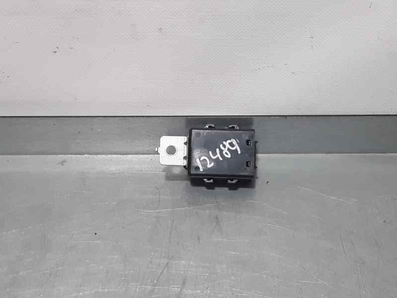 Recambio de centralita inmovilizador para kia sportage drive 2wd referencia OEM IAM 954202V000 39N8101000 