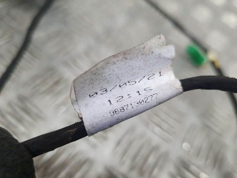 Recambio de retrovisor izquierdo para citroën c4 berlina cool referencia OEM IAM 9687130277  ELECTRICO 3 Y 2 CABLES