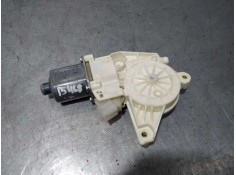 MOTOR ELEVALUNAS DELANTERO DERECHO A2469065200 0130822691 BOSCH
