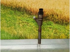 Recambio de inyector para toyota yaris (ncp1/nlp1/scp1) 1.4 turbodiesel cat referencia OEM IAM 2367033040 0445110227 BOSCH