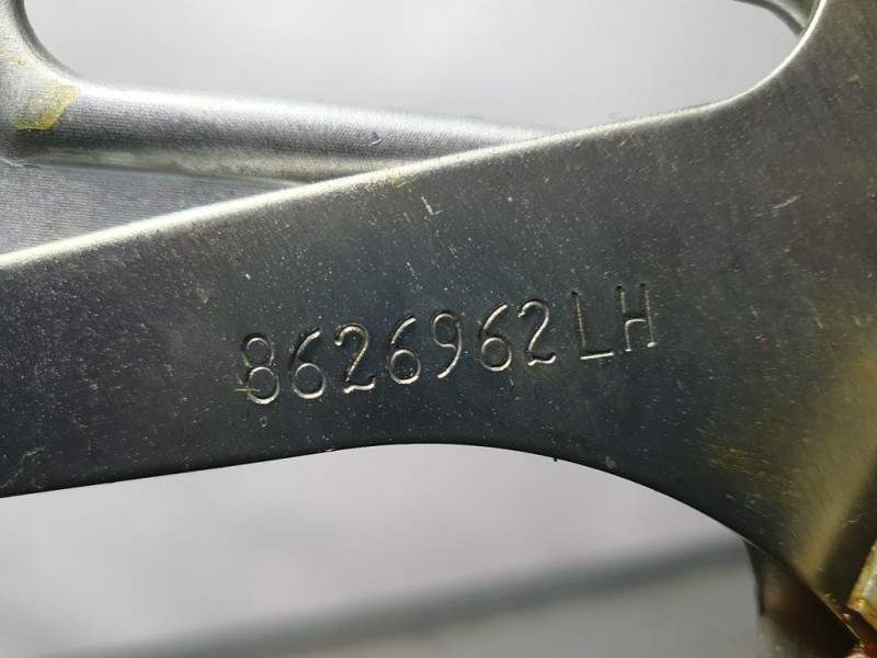 Recambio de elevalunas delantero izquierdo para volvo s60 berlina 2.4 (103kw) referencia OEM IAM 8626962  ELÉCTRICO 6 PINS