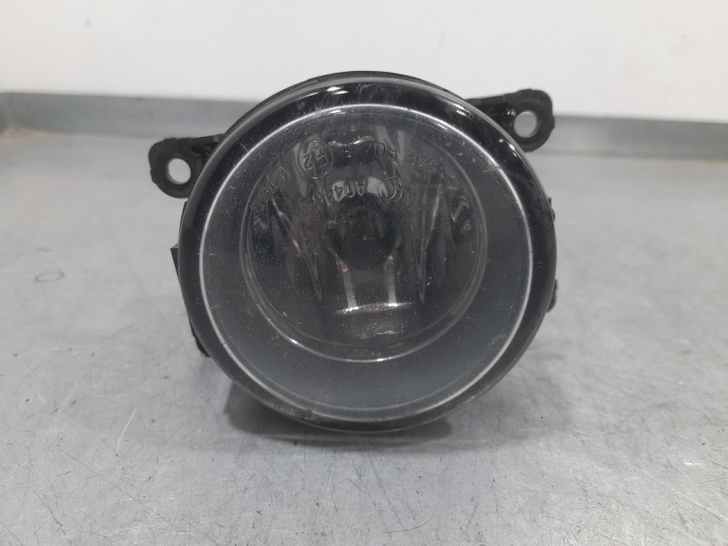 Recambio de faro antiniebla derecho para renault fluence (l3_) 1.5 dci (l30b) referencia OEM IAM 8200074008 89202503 VALEO