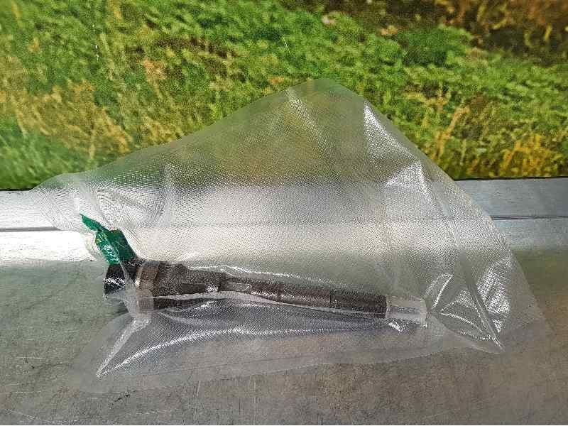 Recambio de inyector para toyota yaris (ncp1/nlp1/scp1) 1.4 turbodiesel cat referencia OEM IAM 2367033040 0445110227 BOSCH