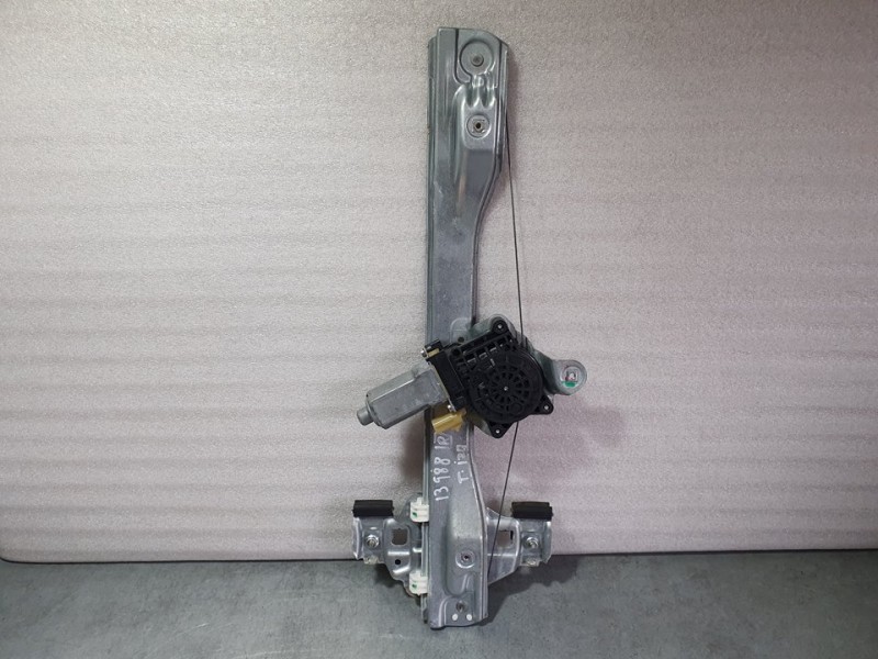Recambio de elevalunas trasero izquierdo para chevrolet cruze hatchback lt referencia OEM IAM SIN REF  ELECTRICO 2 PINES