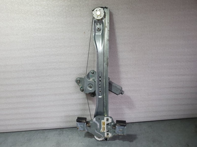 Recambio de elevalunas trasero izquierdo para chevrolet cruze hatchback lt referencia OEM IAM SIN REF  ELECTRICO 2 PINES