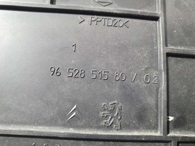 Recambio de deposito aditivo para peugeot 3008 premium referencia OEM IAM 9652851580  