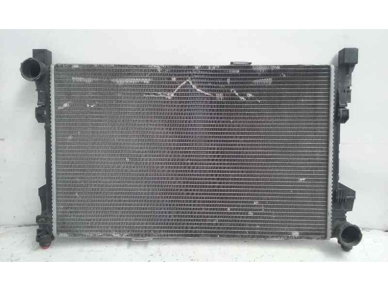 Recambio de radiador agua para mercedes-benz clase c (w203) sportcoupe 1.8 cat referencia OEM IAM 870899Z0 A2035001103 VALEO
