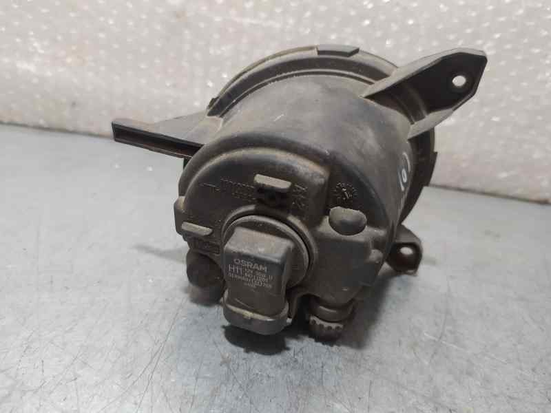 Recambio de faro antiniebla izquierdo para toyota corolla (e12) 2.0 d-4d sol berlina referencia OEM IAM 8122002090 89203811 VALE