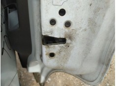 CERRADURA PUERTA CORREDERA DERECHA 2099457 MONTADA EN PUERTA 