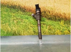 Recambio de inyector para toyota yaris (ncp1/nlp1/scp1) 1.4 turbodiesel cat referencia OEM IAM 2367033040 0445110227 BOSCH