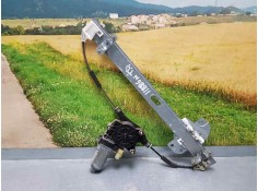 Recambio de elevalunas trasero derecho para kia rio 1.4 ex1 referencia OEM IAM  2 PINS ELECTRICO