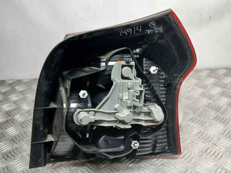 Recambio de piloto trasero izquierdo para toyota corolla (e12) 2.0 d-4d sol berlina referencia OEM IAM 8156102150  