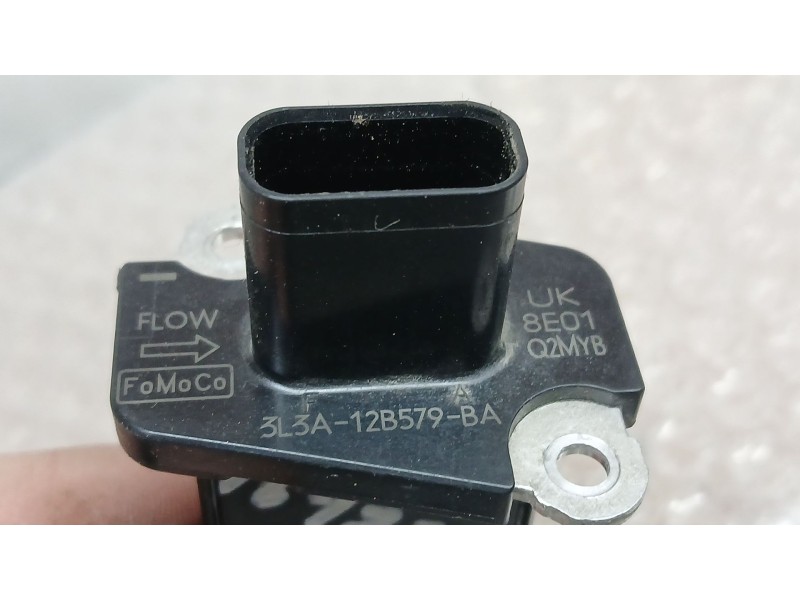 Recambio de caudalimetro para ford fiesta (ccn) titanium referencia OEM IAM 3L3A12B579BA  