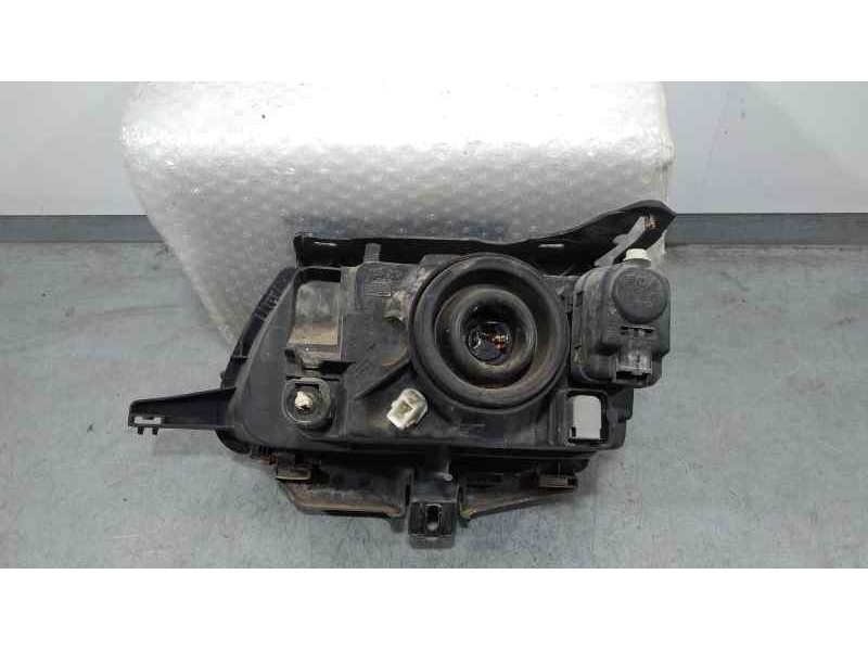 Recambio de faro derecho para citroën saxo 1.1 seduction referencia OEM IAM 6205N5  