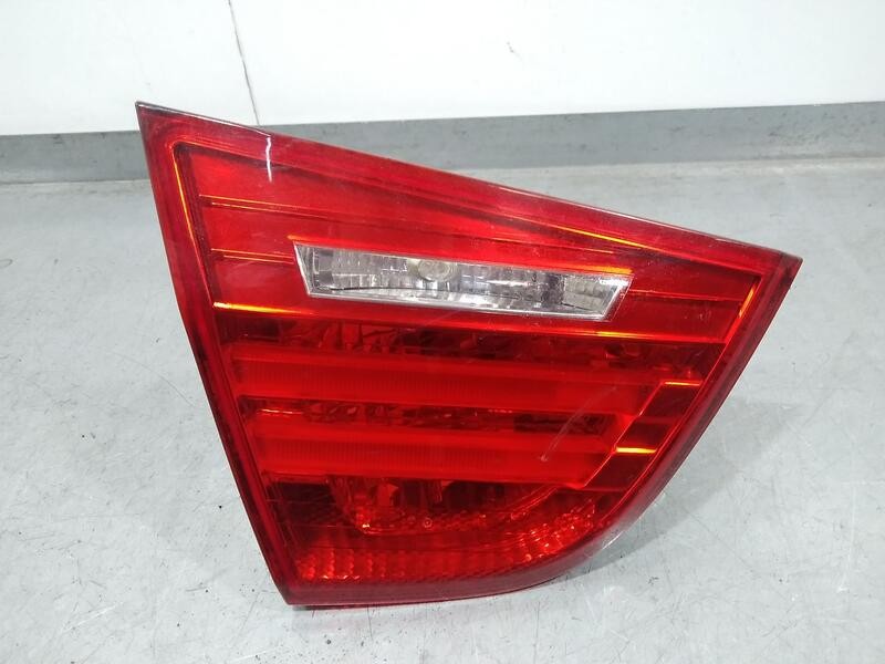 Recambio de piloto trasero izquierdo para bmw serie 3 berlina (e90) 318d referencia OEM IAM 63217289427  INTERIOR TOCADO