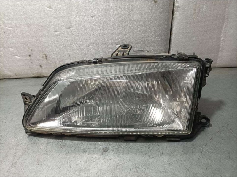 Recambio de faro izquierdo para peugeot 306 berlina 3/5 puertas (s1) xn referencia OEM IAM 6204K5  
