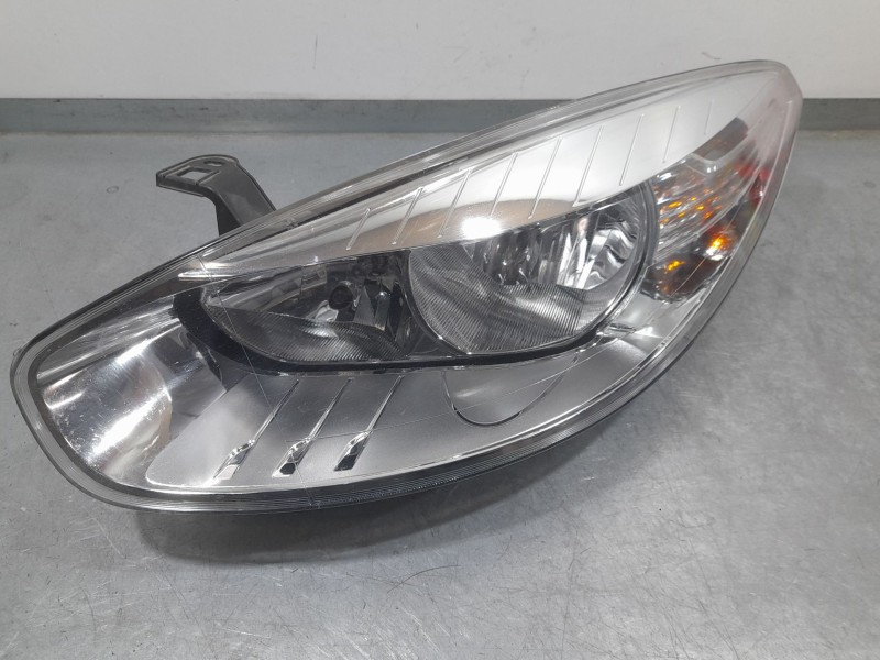 Recambio de faro izquierdo para renault fluence (l3_) 1.5 dci (l30b) referencia OEM IAM 260600078R  MAKO