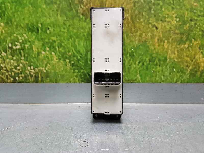 Recambio de mando elevalunas delantero izquierdo para kia rio 1.4 ex1 referencia OEM IAM 935701G110  BOTONES TOCADOS VER FOTOS