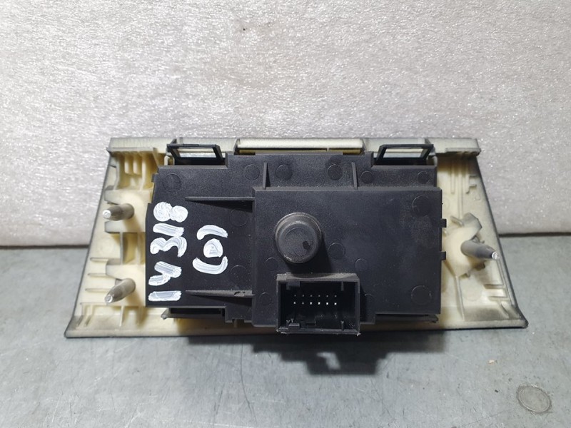 Recambio de mando luces para bmw serie 3 berlina (e90) 320d referencia OEM IAM 6932794 33600102 2640401