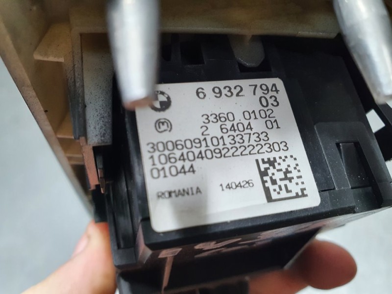 Recambio de mando luces para bmw serie 3 berlina (e90) 320d referencia OEM IAM 6932794 33600102 2640401