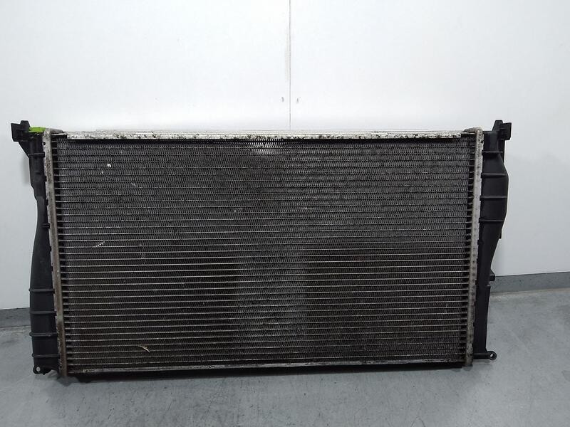 Recambio de radiador agua para bmw serie 3 berlina (e90) 318d referencia OEM IAM 17117788903 781025803 