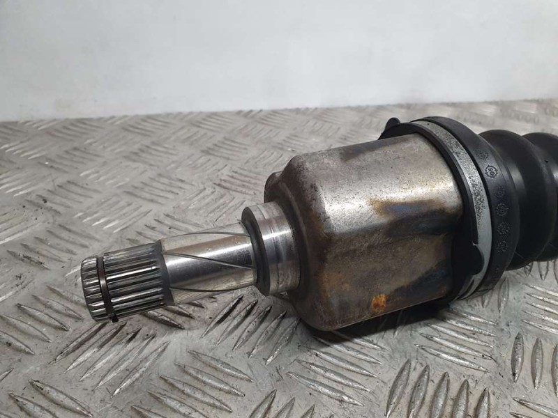 Recambio de transmision delantera izquierda para volvo s60 berlina 2.4 (103kw) referencia OEM IAM P8689872 T030813 