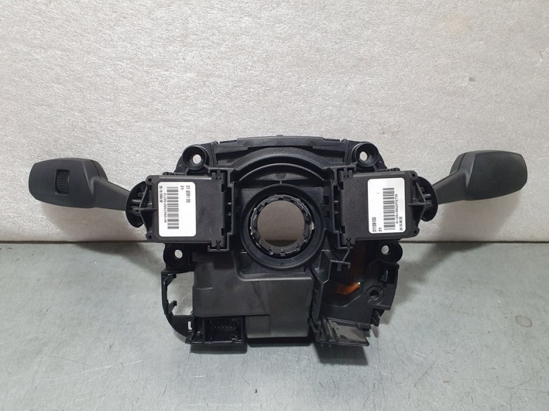 Recambio de mando luces y limpia para bmw serie 3 berlina (e90) 320d referencia OEM IAM 912174501  