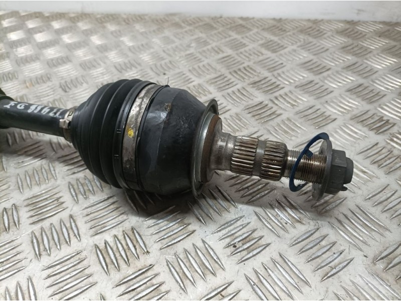 Recambio de transmision delantera izquierda para chevrolet cruze hatchback lt referencia OEM IAM 13355111  