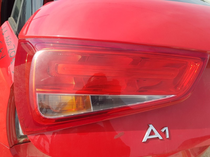 Recambio de piloto trasero izquierdo para audi a1 sportback (8xa, 8xf) 1.6 tdi referencia OEM IAM 8X0945093D  