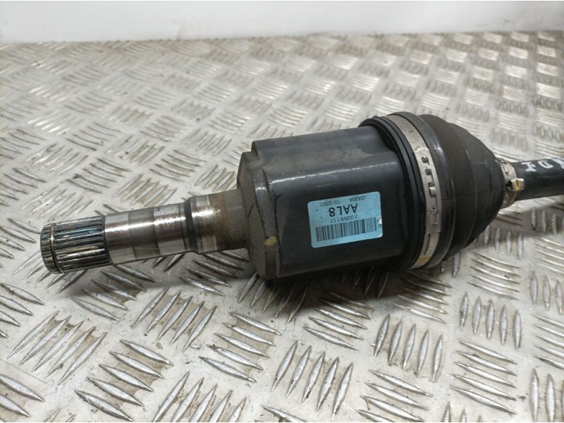 Recambio de transmision delantera izquierda para chevrolet cruze hatchback lt referencia OEM IAM 13355111  