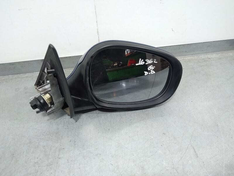 Recambio de retrovisor derecho para bmw serie 3 berlina (e90) 318d referencia OEM IAM 51167268278  ELECTRICO