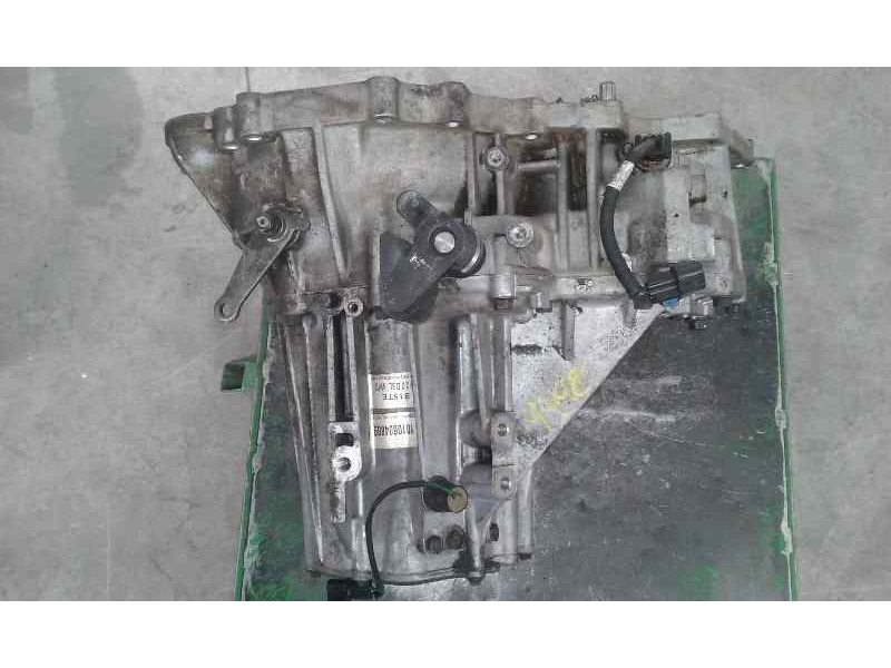 Recambio de caja cambios para hyundai santa fe (sm) 2.0 gls crdi 4x4 referencia OEM IAM B15TE Y010604889 5VELOCIDADES