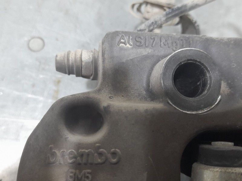 Recambio de pinza freno trasera derecha para porsche cayenne (typ 92aa) diesel referencia OEM IAM 20A522206 7P0615424 BREMBO