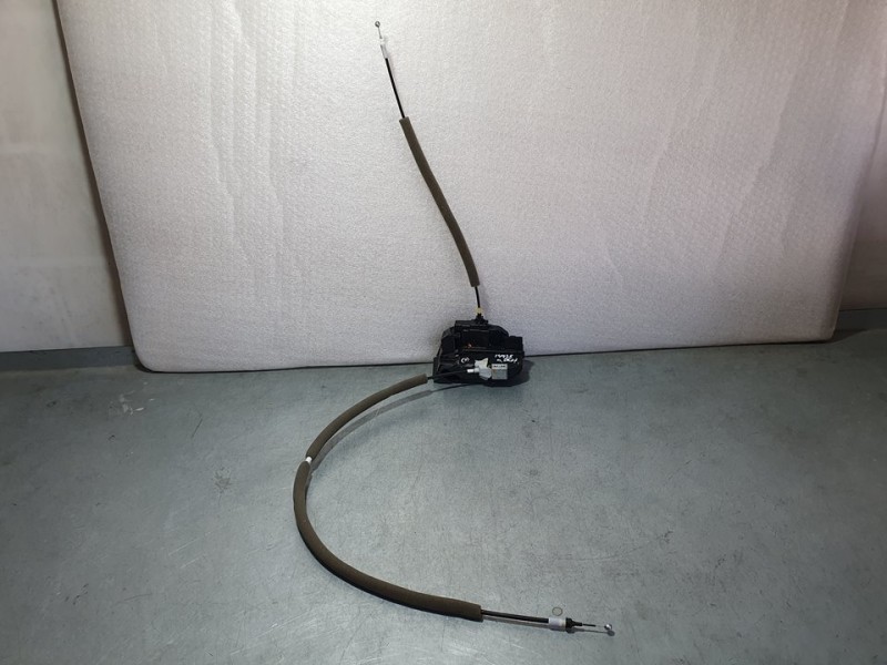 Recambio de cerradura puerta delantera derecha para nissan qashqai (j11) acenta referencia OEM IAM SIN REF  6 PINES