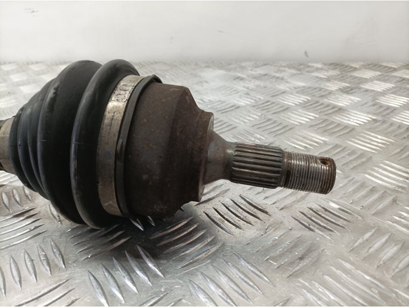 Recambio de transmision delantera izquierda para peugeot 308 sw sport referencia OEM IAM 9661107380  