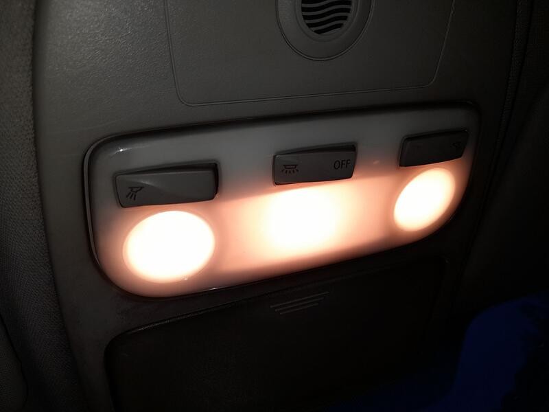 Recambio de luz interior para renault fluence (l3_) 1.5 dci (l30b) referencia OEM IAM 264300008R  