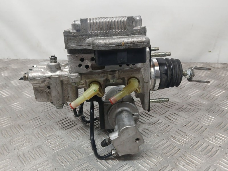 Recambio de abs para toyota auris hybrid active referencia OEM IAM 4727047030 C/ BOMBA FRENO Y SERVOFRENO 